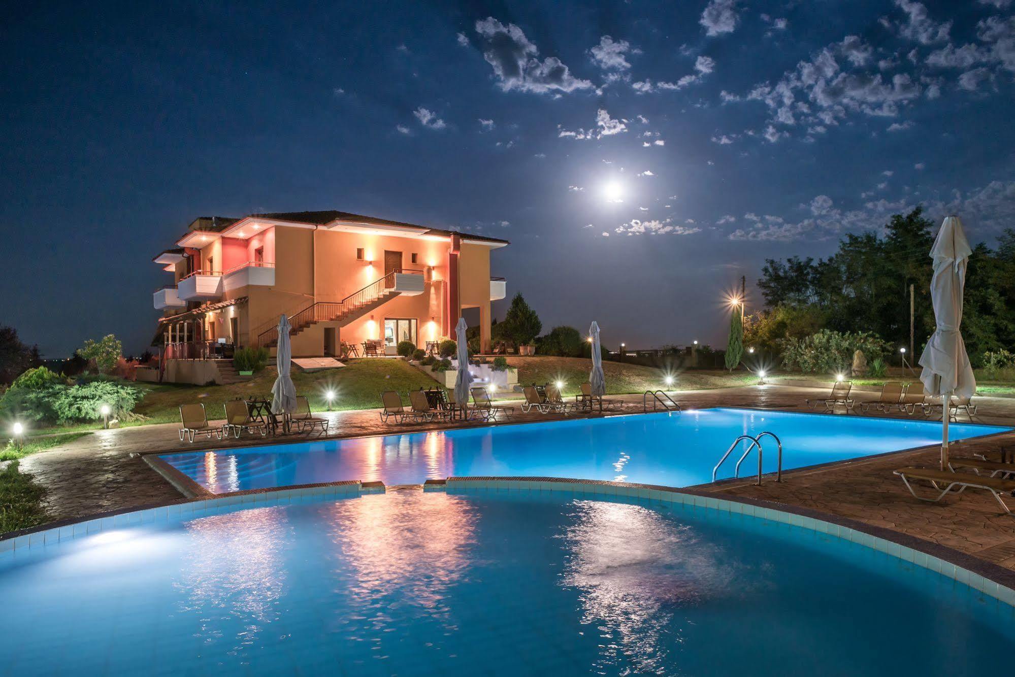 Hotel Petrinos Lofos Mándra Exterior foto